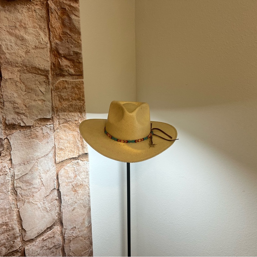 Bent Rail Straw Hat 
Great condition 
Worn twice